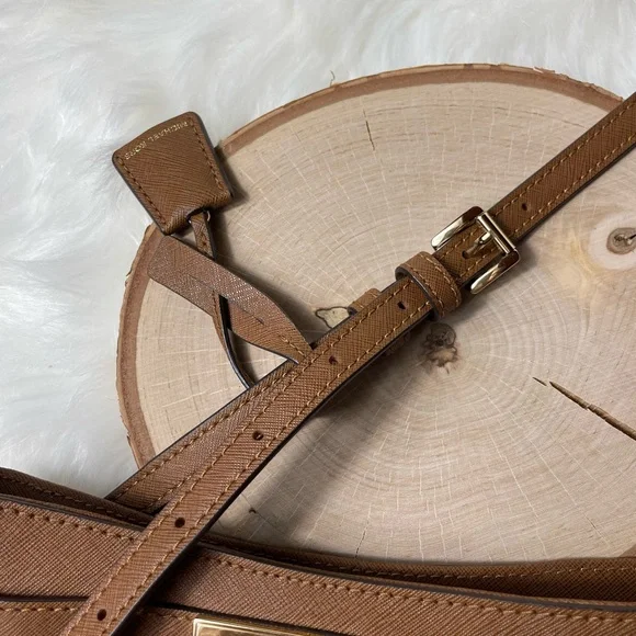 Michael Kors Jet Set Flat Crossbody Bag Purse - Picture 3 of 11